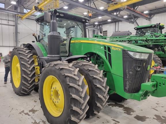Image of John Deere 8320R Primary image