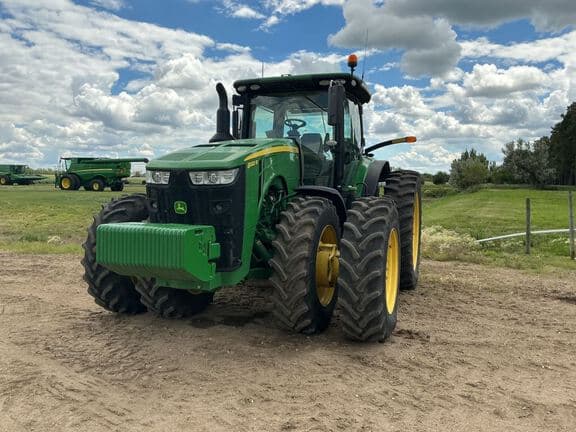 Image of John Deere 8320R Primary image