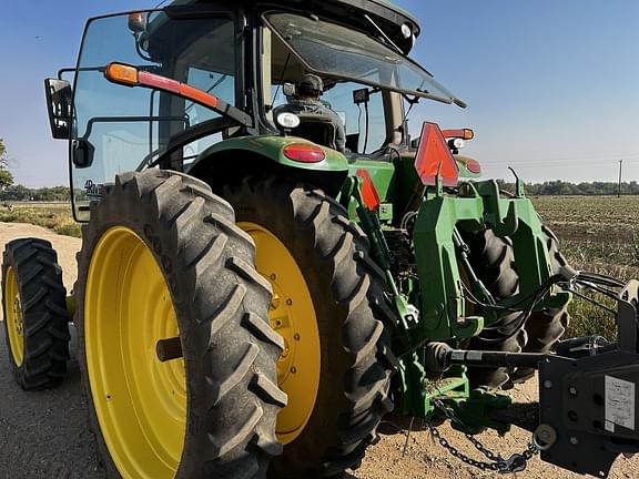 Image of John Deere 8320R equipment image 1