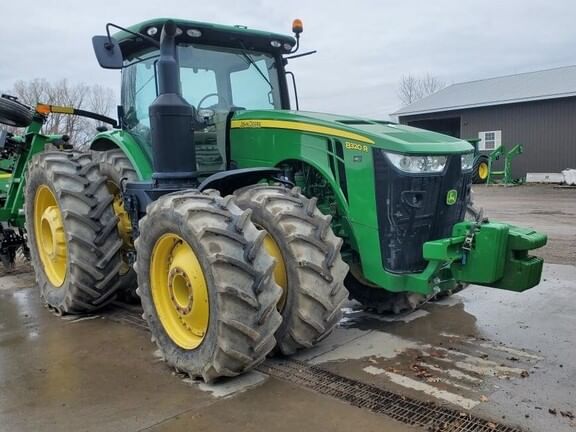 Main image John Deere 8320R