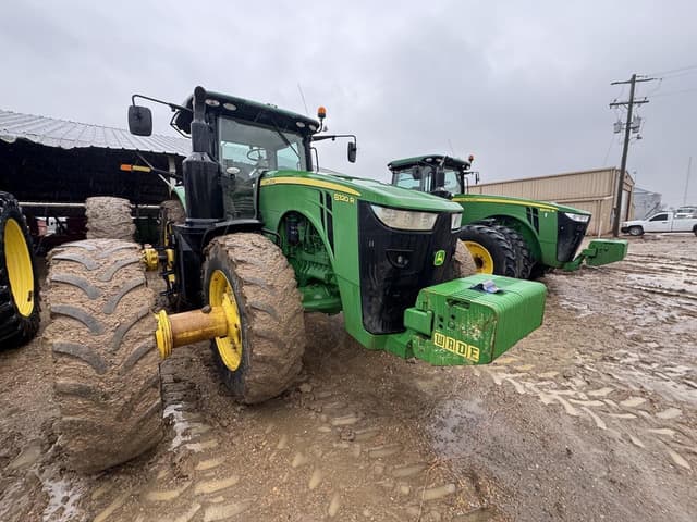 Image of John Deere 8320R equipment image 3