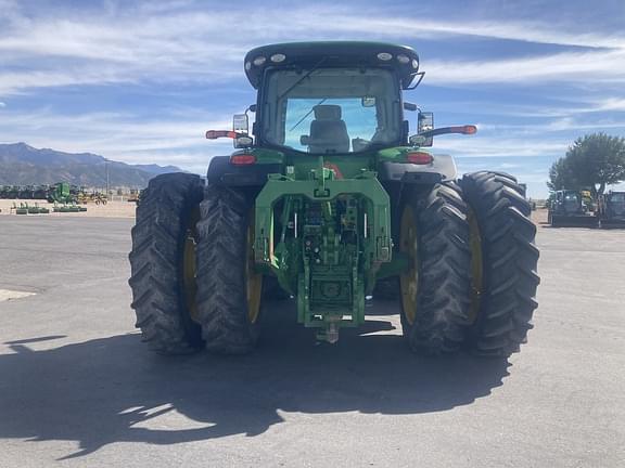 Image of John Deere 8320R equipment image 3