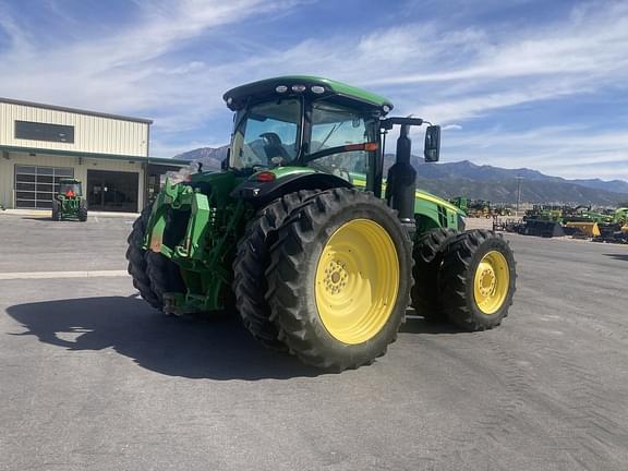 Image of John Deere 8320R equipment image 4