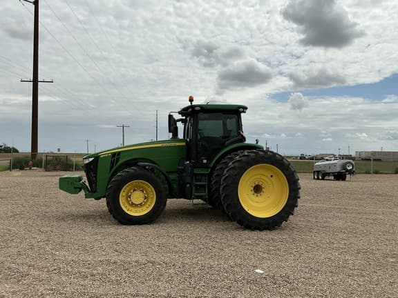 Image of John Deere 8320R equipment image 1