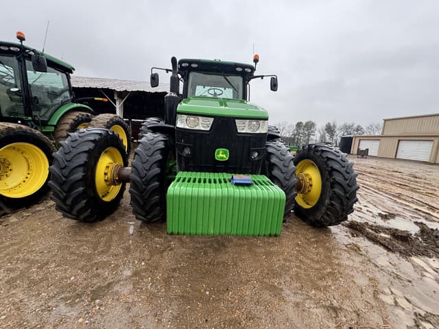 Image of John Deere 8320R equipment image 3