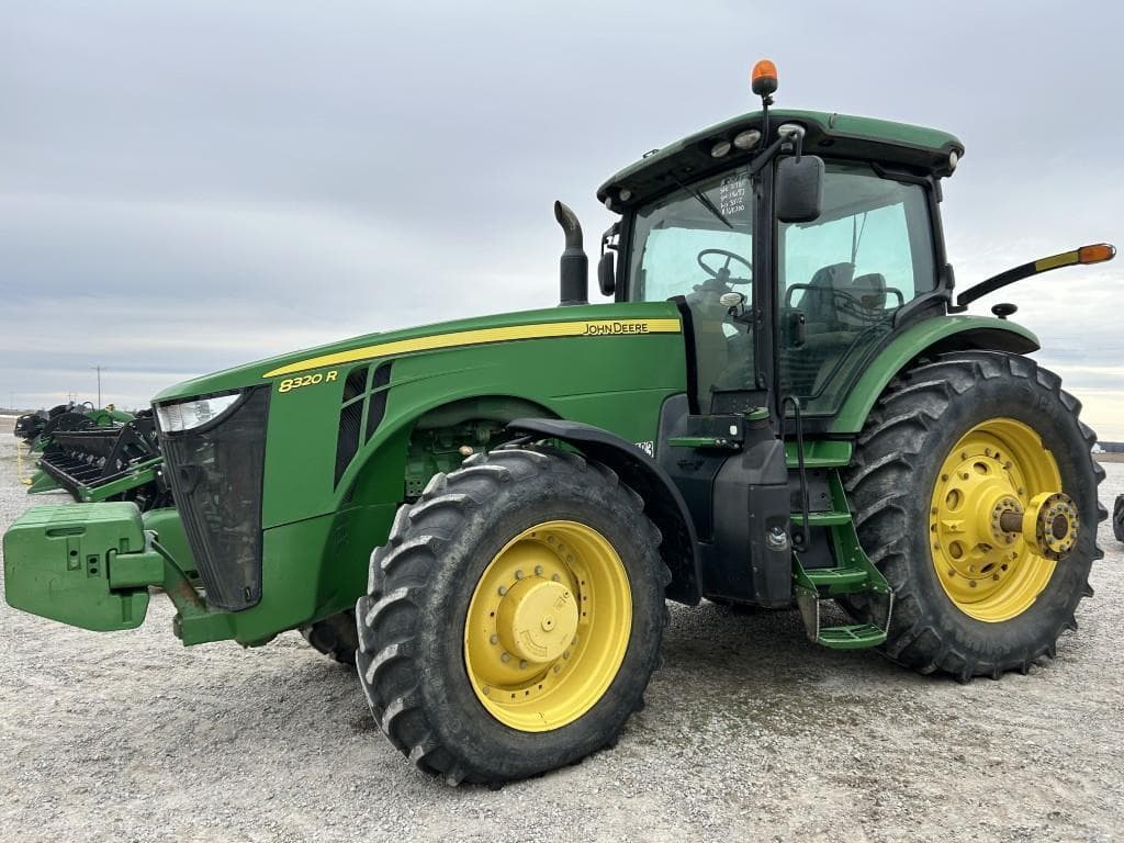 Image of John Deere 8320R Primary image