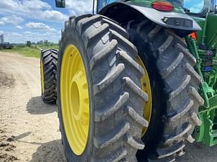 Main image John Deere 8320R 10