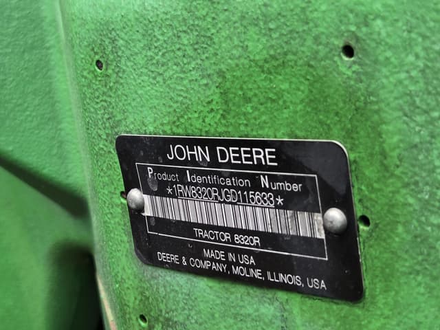 Image of John Deere 8320R equipment image 4