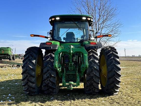 Image of John Deere 8320R equipment image 3