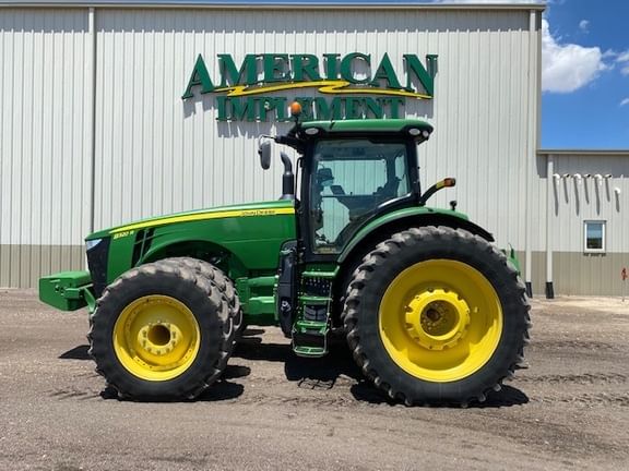 Main image John Deere 8320R