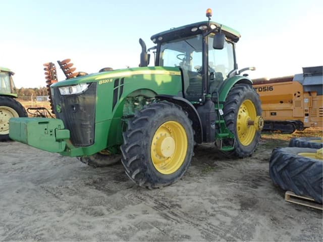 Image of John Deere 8320R equipment image 1