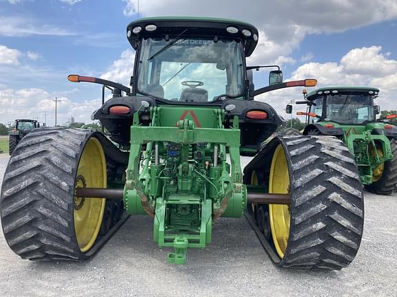 Image of John Deere 8320RT equipment image 3