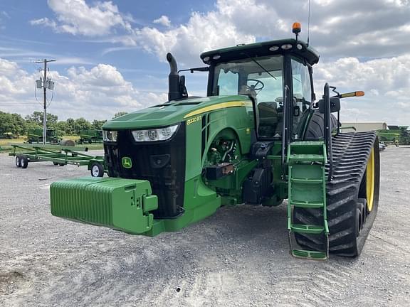 Image of John Deere 8320RT equipment image 4