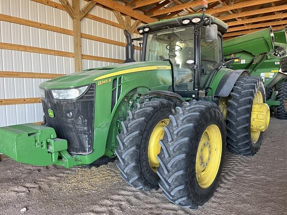 Image of John Deere 8345R equipment image 3