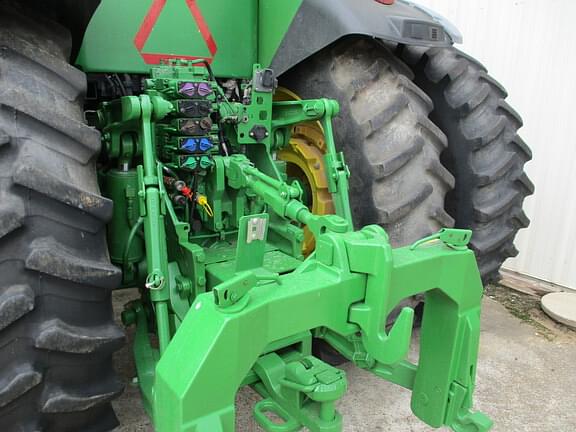 Image of John Deere 8345R equipment image 2