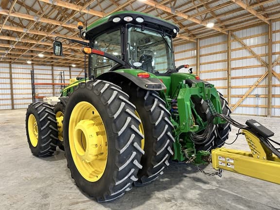 Image of John Deere 8345R equipment image 3