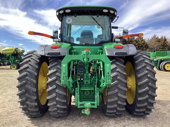 Image of John Deere 8345R equipment image 4