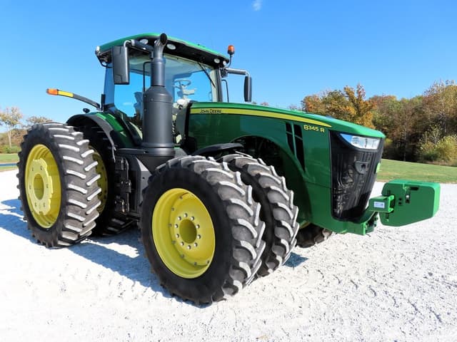 Image of John Deere 8345R equipment image 2