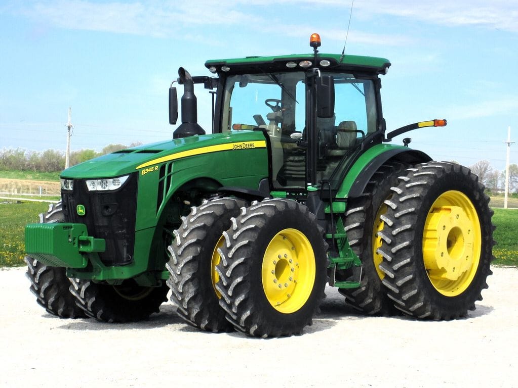 2017 John Deere 8345R Equipment Image0
