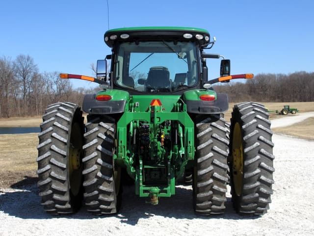 Image of John Deere 8345R equipment image 4