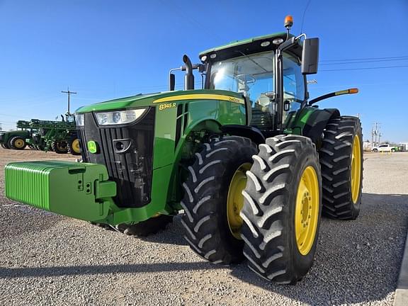 Image of John Deere 8345R equipment image 3