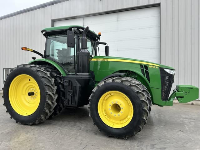 Image of John Deere 8345R equipment image 1