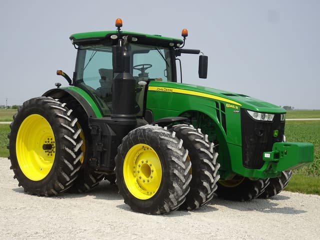 Image of John Deere 8345R equipment image 1