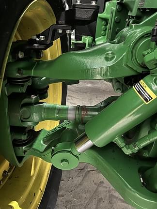 Image of John Deere 8345R equipment image 2