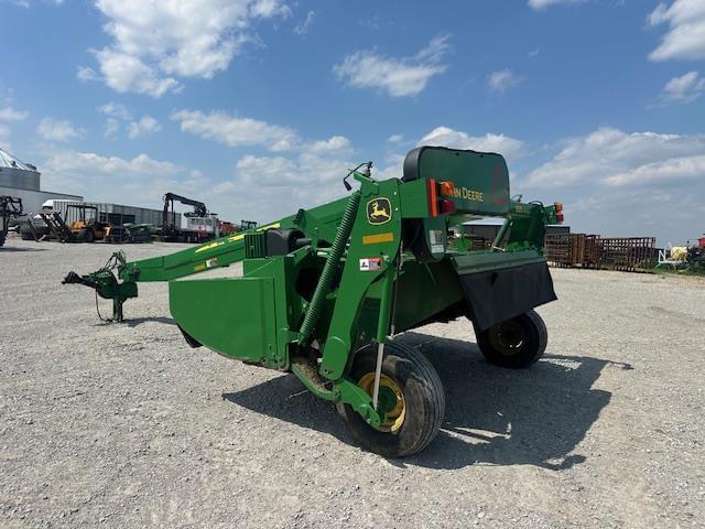 Image of John Deere 835 equipment image 1