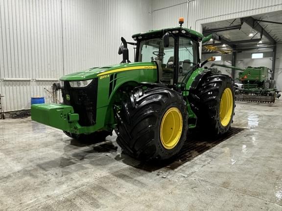 Image of John Deere 8370R Primary image