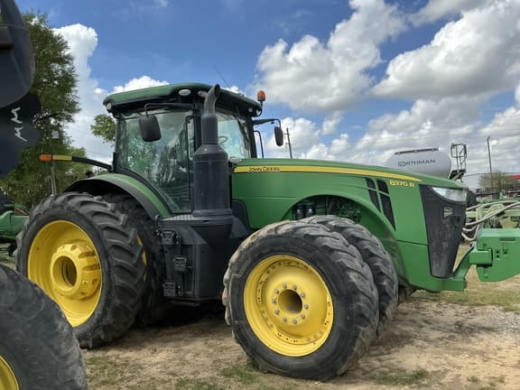 Image of John Deere 8370R equipment image 4