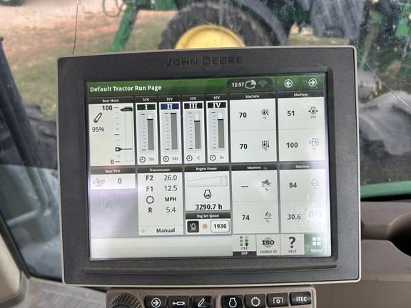 Image of John Deere 8370R equipment image 4
