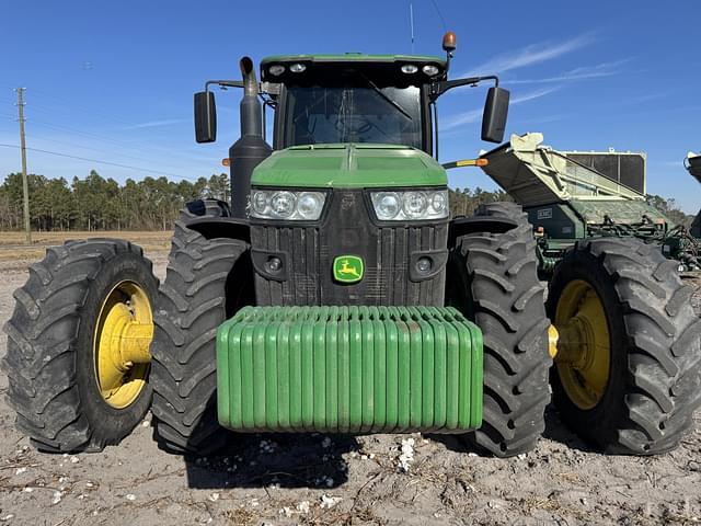 Image of John Deere 8370R equipment image 3