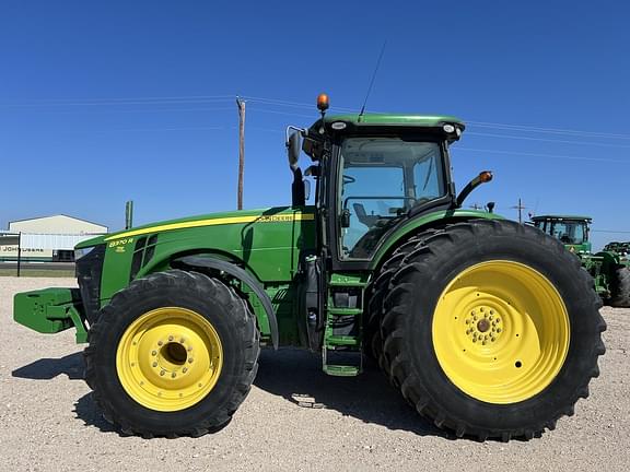 Image of John Deere 8370R Primary image