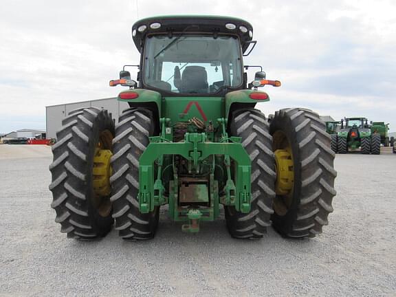 Image of John Deere 8370R equipment image 3