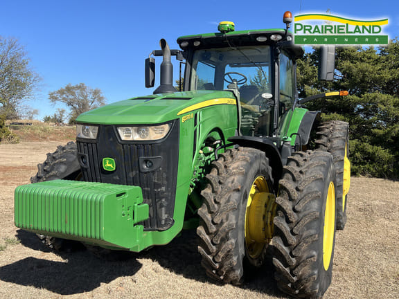 2017 John Deere 8370R Equipment Image0