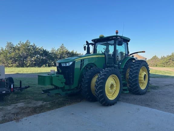 Image of John Deere 8370R Primary image