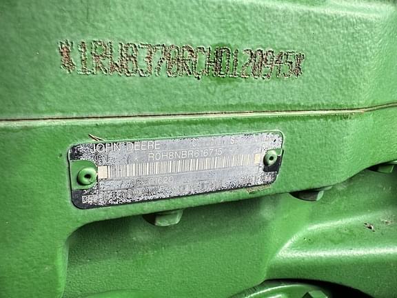 Image of John Deere 8370R equipment image 4