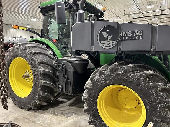Image of John Deere 8370R Primary image