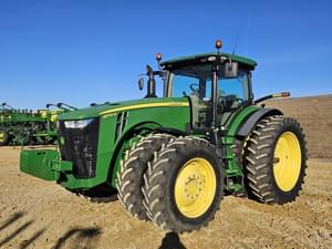 2017 John Deere 8370R Image