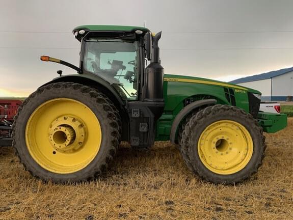 Image of John Deere 8370R equipment image 1
