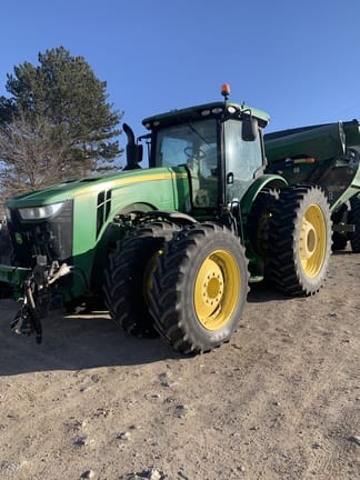 2017 John Deere 8370R Equipment Image0