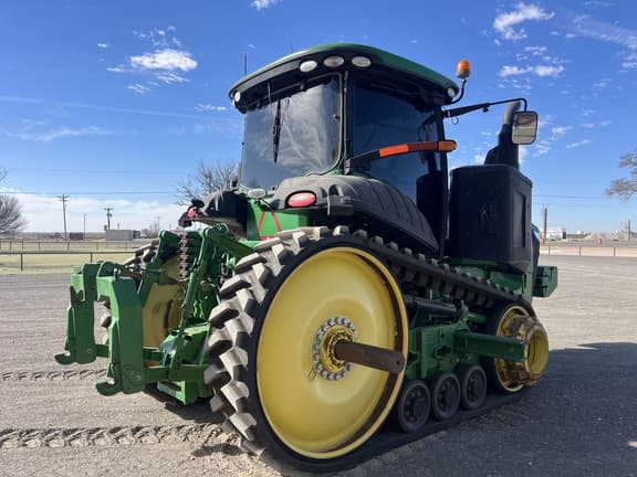 Image of John Deere 8370RT equipment image 4