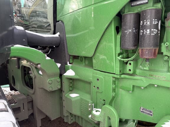 Image of John Deere 8370RT equipment image 3