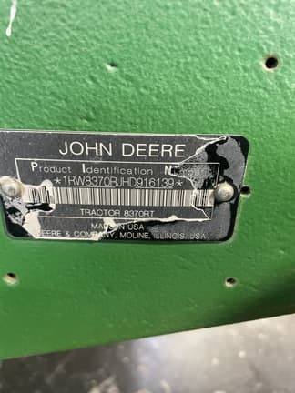 Image of John Deere 8370RT equipment image 1