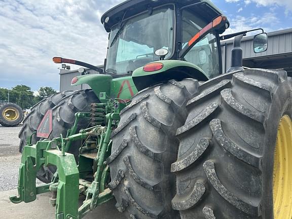 Image of John Deere 8400R equipment image 1