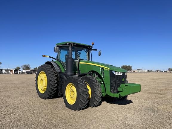 Image of John Deere 8400R equipment image 1