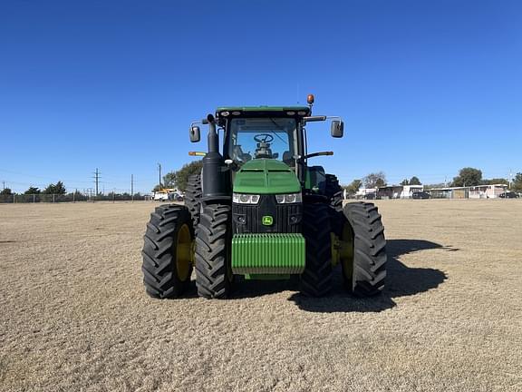 Image of John Deere 8400R equipment image 2