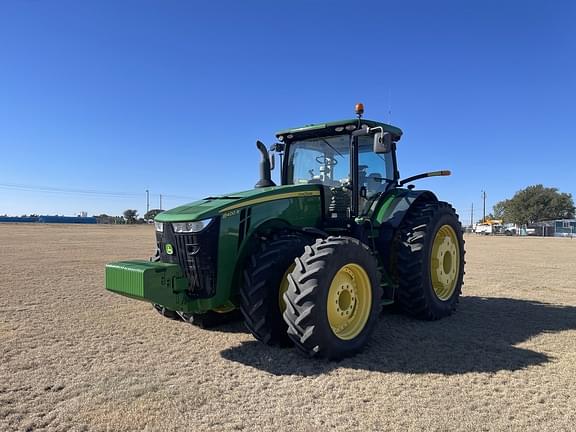 Image of John Deere 8400R equipment image 3