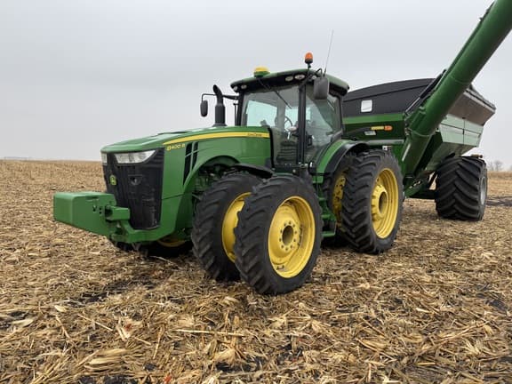 Image of John Deere 8400R Primary image